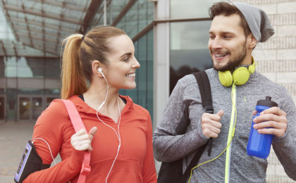 Iscriversi in una palestra per incontrare e conoscere un uomo