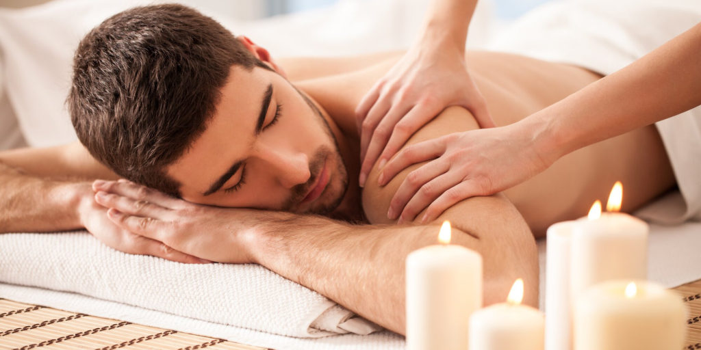 Come Fare un Massaggio Eccitante al tuo Uomo