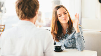 In quali Modi Crei Separazione tra Te e il tuo Uomo, anche se Vorresti la Vicinanza