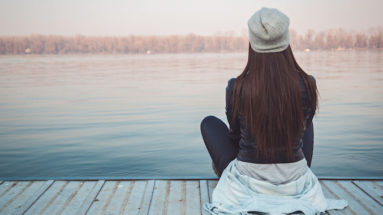 Come Liberarti delle Esperienze e i Pensieri Negativi in 3 Passi