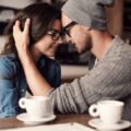 Linguaggio del corpo femminile: seduzione e corteggiamento