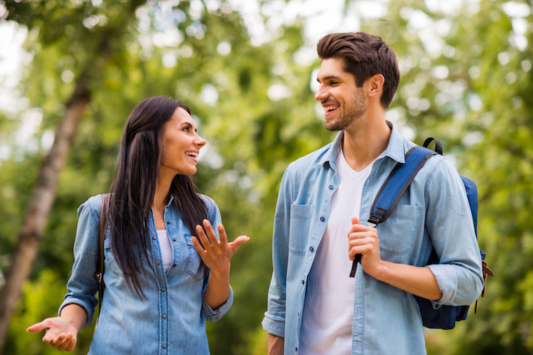 Come mantenere un uomo interessato a te