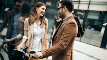 Come tenere gli occhi dell’uomo che desideri su di te e solo su di te