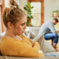 Lasciare andare l'uomo amato o provare a riconquistarlo