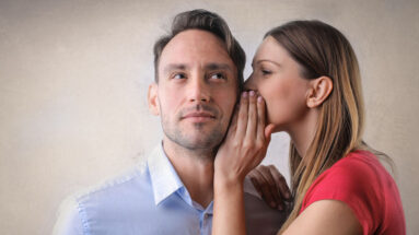 Come usare il metodo del sussurro per manifestare ciò che desideri da un uomo