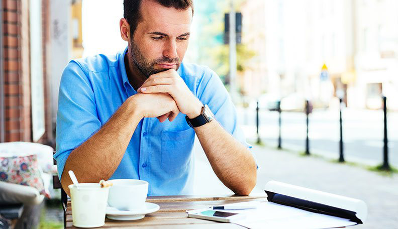 Non è coinvolto quanto te? Come farti inseguire da un uomo