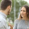 5 segni che sei una donna bisognosa e appiccicosa