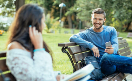 Come conoscere un uomo nella vita reale