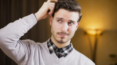 Pro e contro di ignorare un uomo per dargli una lezione