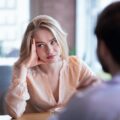 5 motivi per cui è pericoloso rimanere in una relazione piena di incertezze