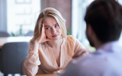 5 motivi per cui è pericoloso rimanere in una relazione piena di incertezze