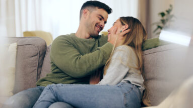 Come parlare dei tuoi sentimenti a un uomo